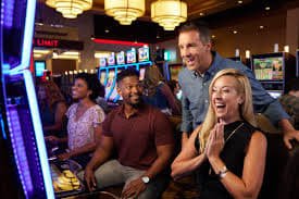 vip8890 စလော့ ဂိမ်းများ Jackpot Reels မြင်ကွင်း